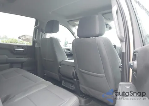 2022 Chevrolet Silverado 1500 4Wd Short Bed Custom Trail Boss z USA, uszkodzony, nr VIN 3GCPDCED5NG679881